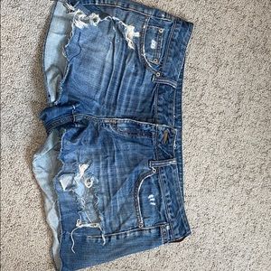 American Eagle distressed shorts